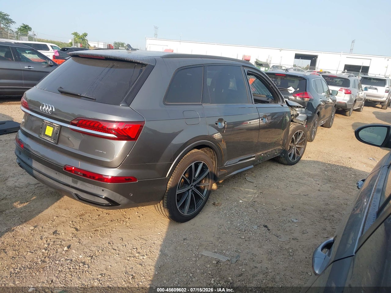 2020 AUDI Q7 PREMIUM PLUS 55 TFSI QUATTRO TIPTRONIC · 4/11