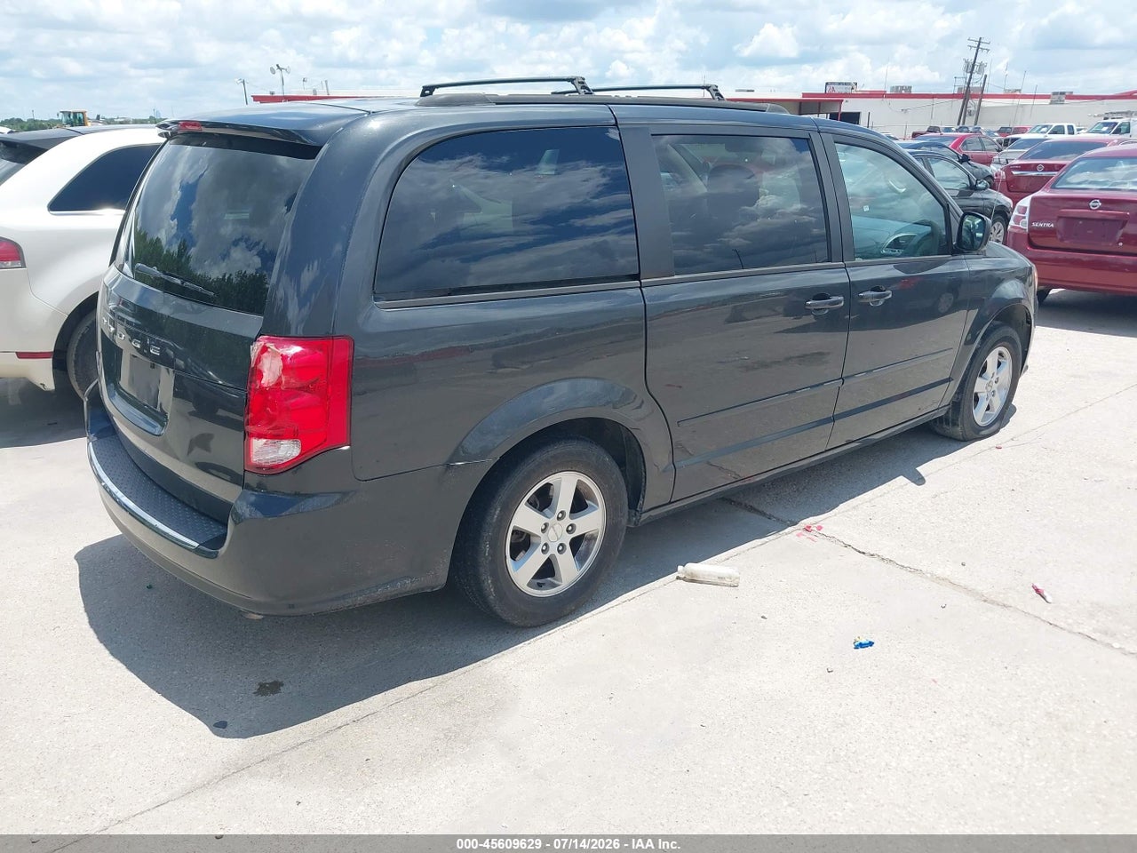 2012 DODGE GRAND CARAVAN SXT · 4/11
