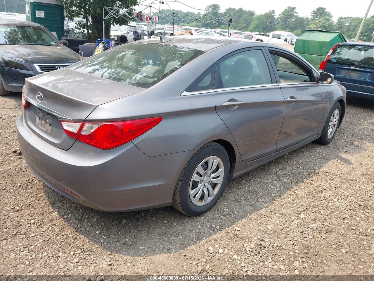 2011 HYUNDAI SONATA GLS · 4/11