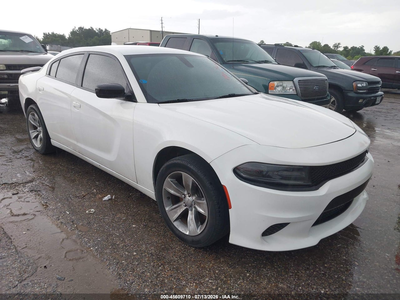 2C3CDXJG3KH****** · 2019 DODGE CHARGER SXT AWD