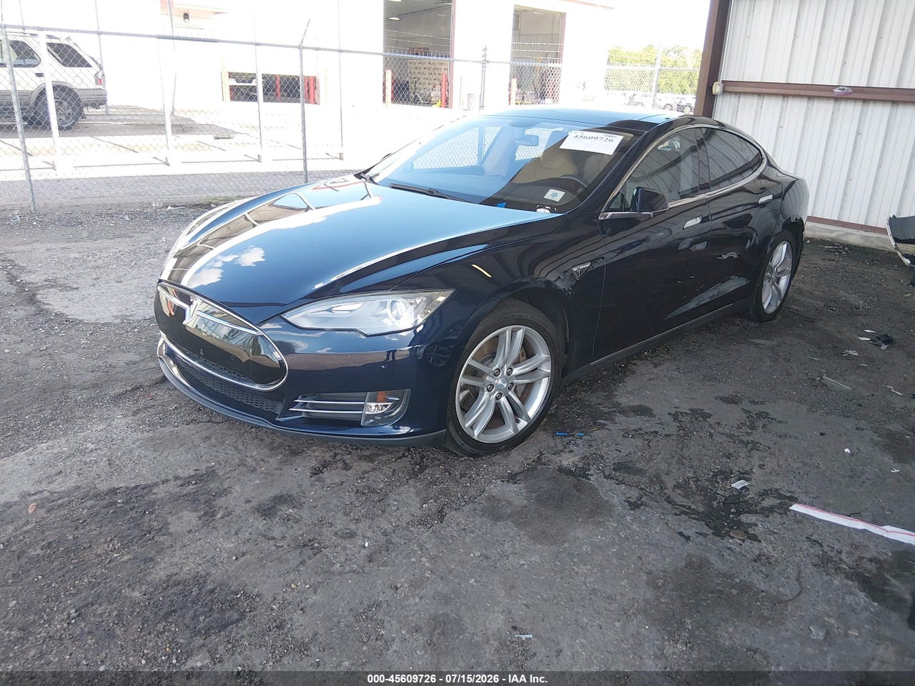 2014 TESLA MODEL S P85 · 2/10