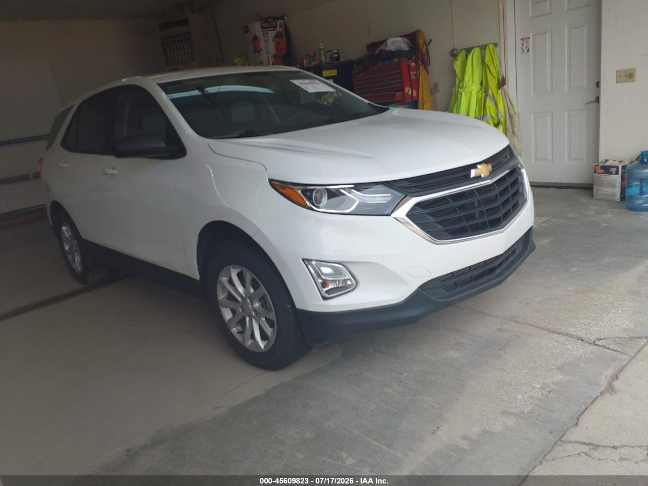 3GNAXSEV1LS****** · 2020 CHEVROLET EQUINOX AWD LS