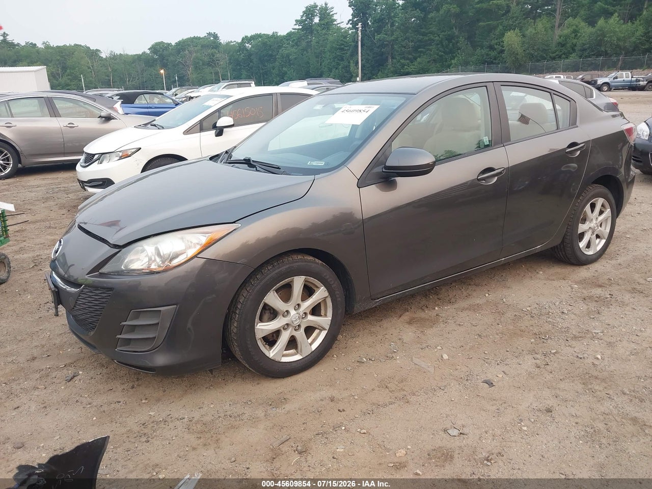 2010 MAZDA MAZDA3 I TOURING · 2/11