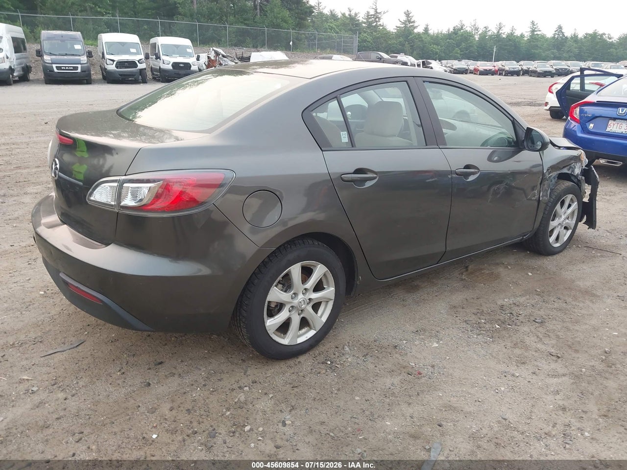 2010 MAZDA MAZDA3 I TOURING · 4/11
