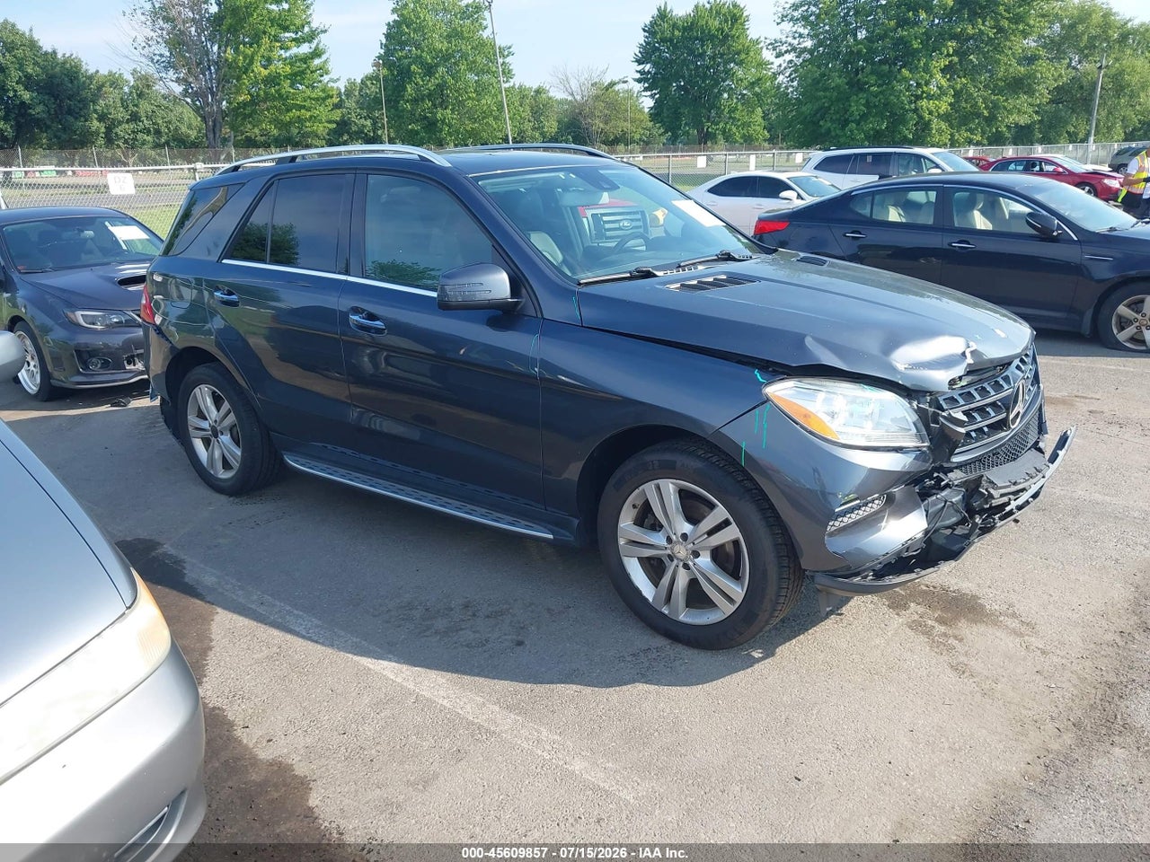 4JGDA5HB0FA****** · 2015 MERCEDES-BENZ ML 350 4MATIC