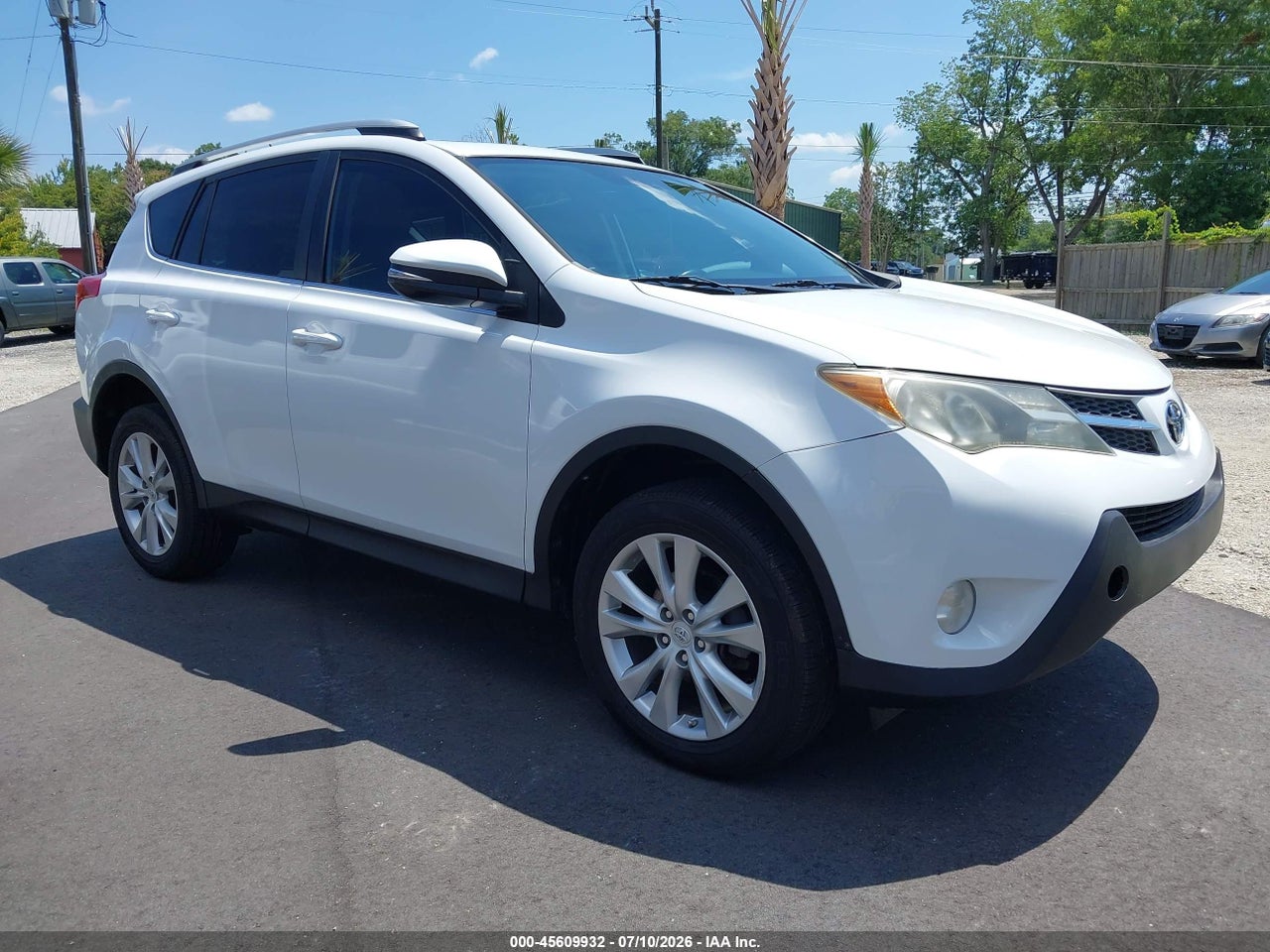 2T3YFREV8EW****** · 2014 TOYOTA RAV4 LIMITED