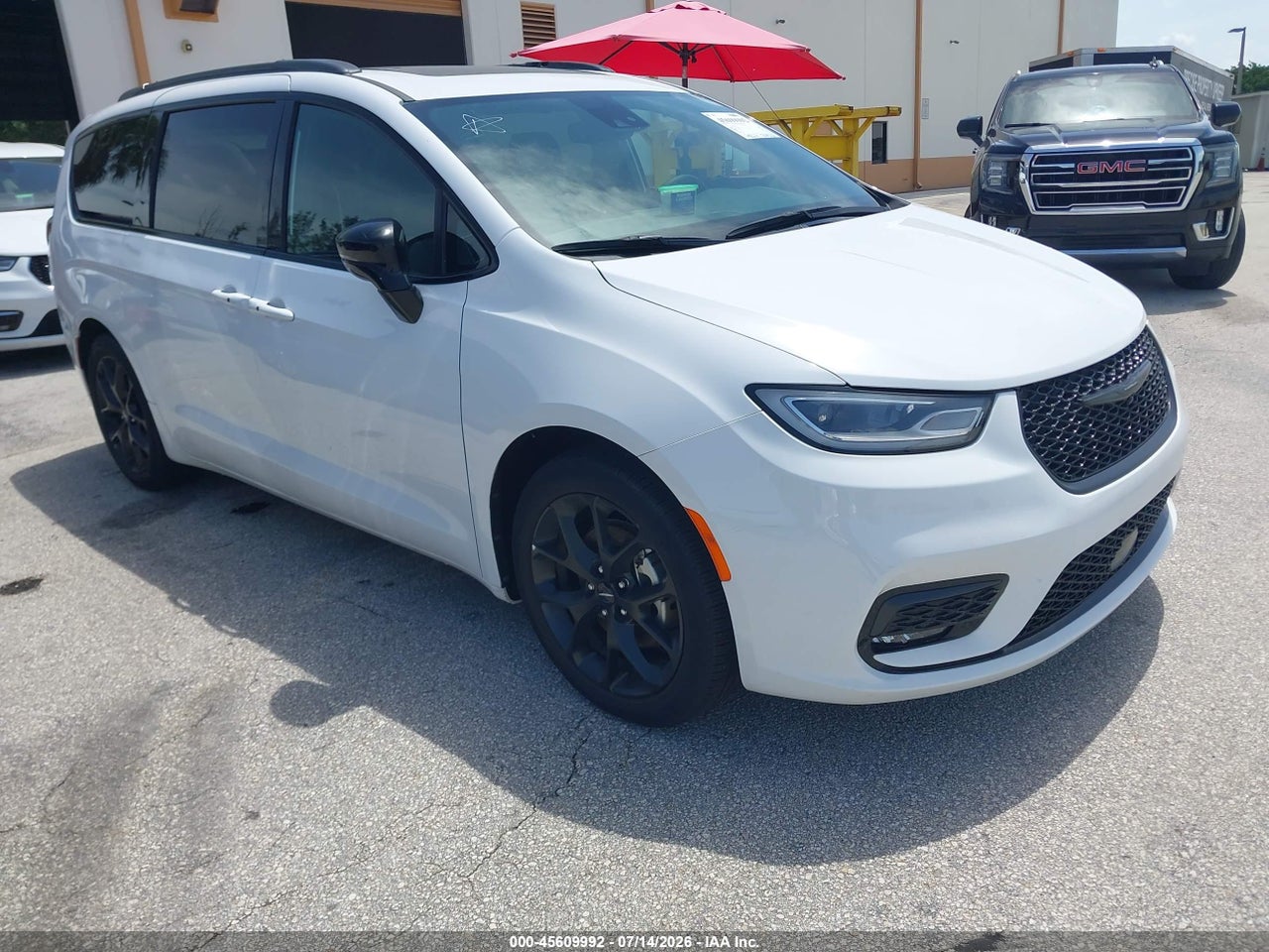 2C4RC1GG5SR****** · 2025 CHRYSLER PACIFICA LIMITED