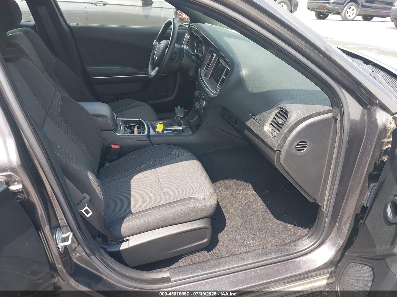2019 DODGE CHARGER SXT RWD · 5/11