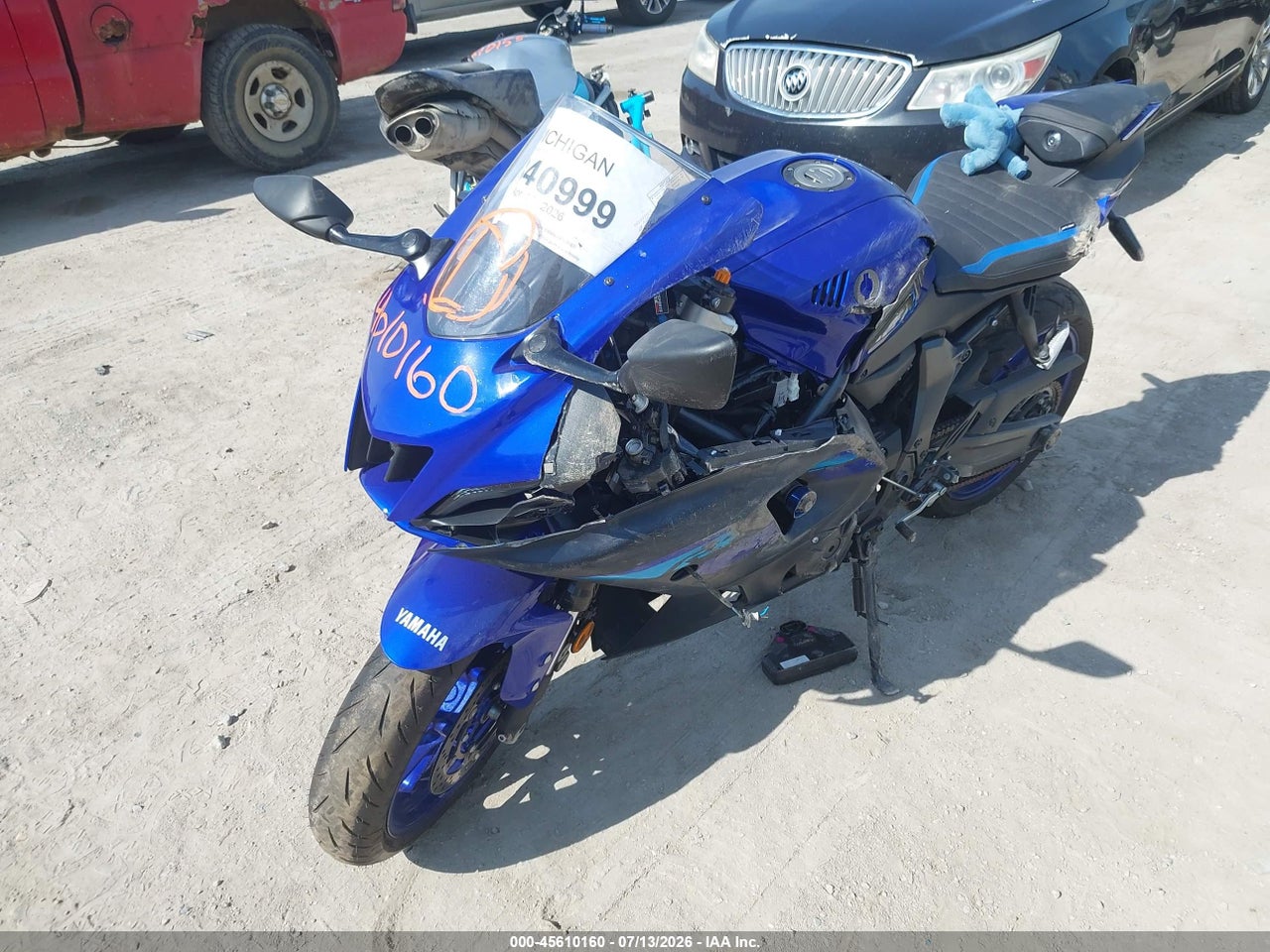 2024 YAMAHA YZFR7 · 2/11