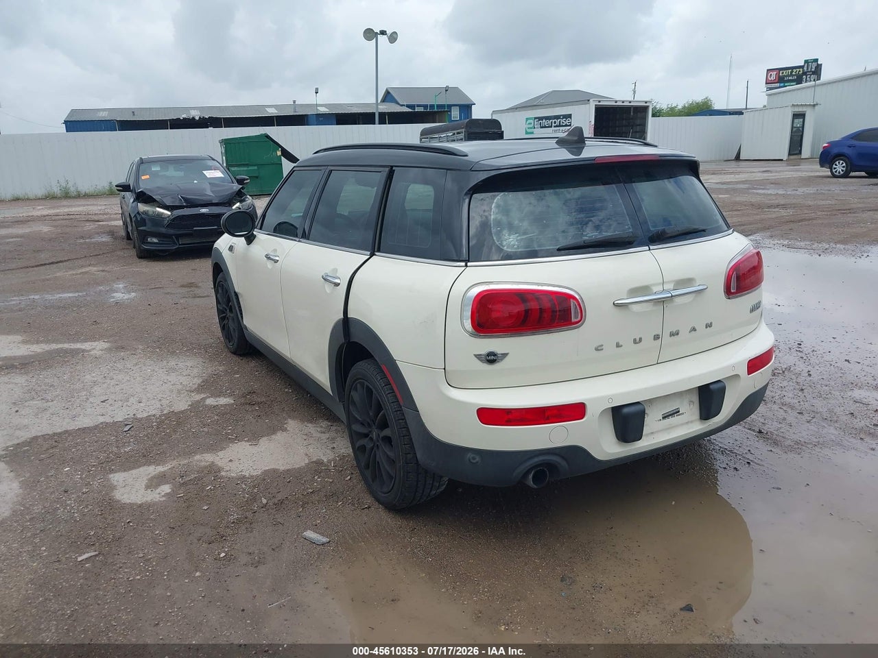 2017 MINI CLUBMAN COOPER · 3/11