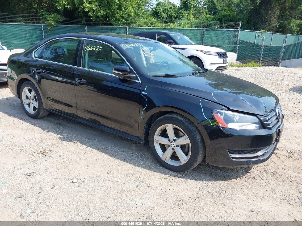 1VWAT7A39EC****** · 2014 VOLKSWAGEN PASSAT 1.8T WOLFSBURG EDITION