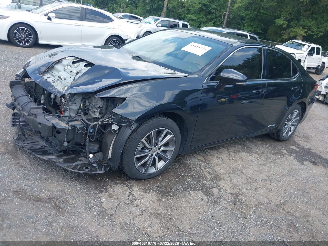 2016 LEXUS ES 300H · 2/11