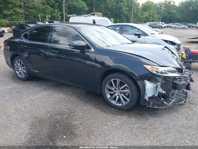 2016 LEXUS ES 300H  