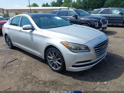 KMHGN4JE2FU****** · 2015 HYUNDAI GENESIS 3.8