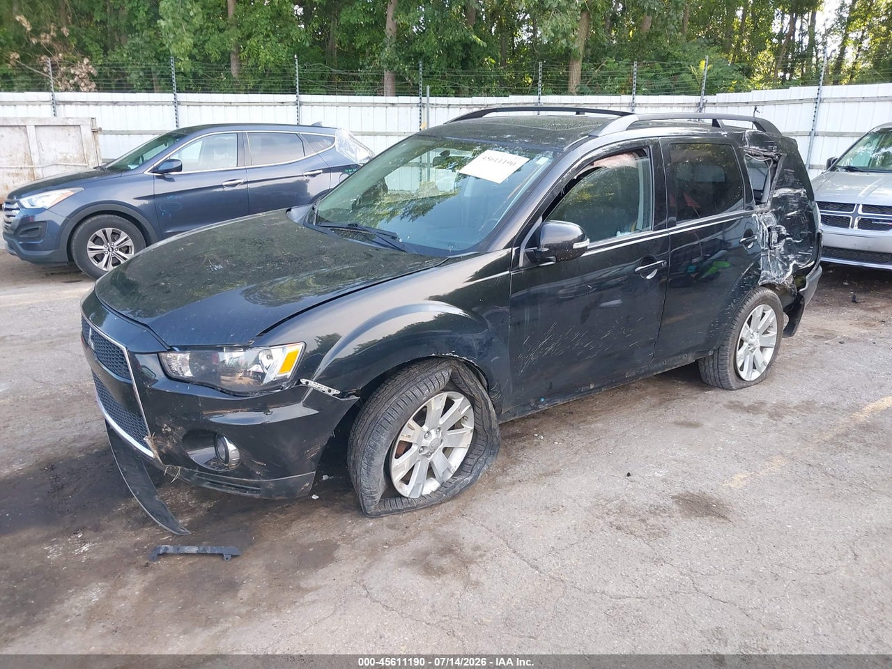 2011 MITSUBISHI OUTLANDER SE · 2/11