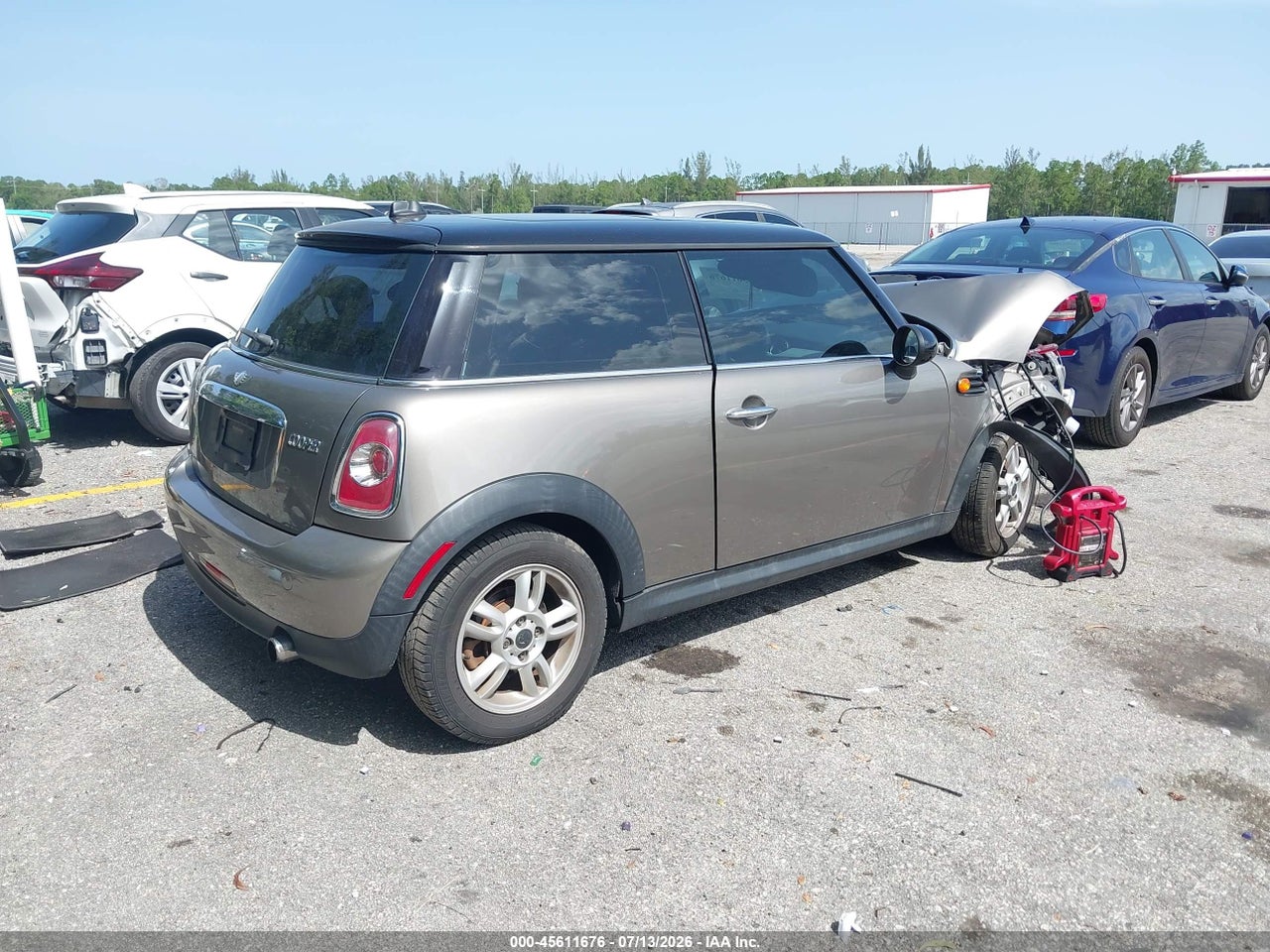 2012 MINI COOPER · 4/11