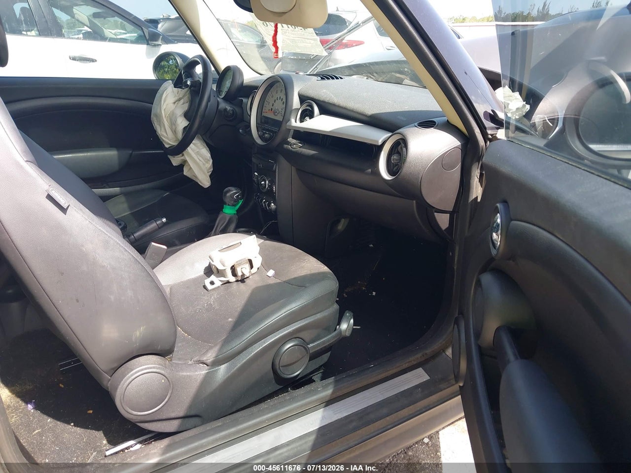 2012 MINI COOPER · 5/11