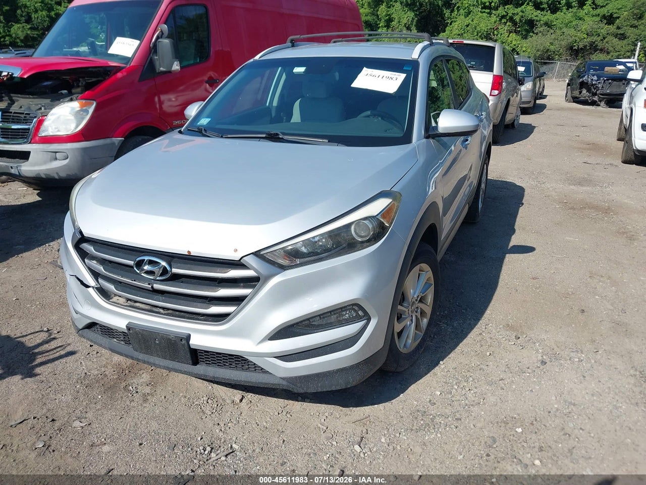 2017 HYUNDAI TUCSON SE · 2/11