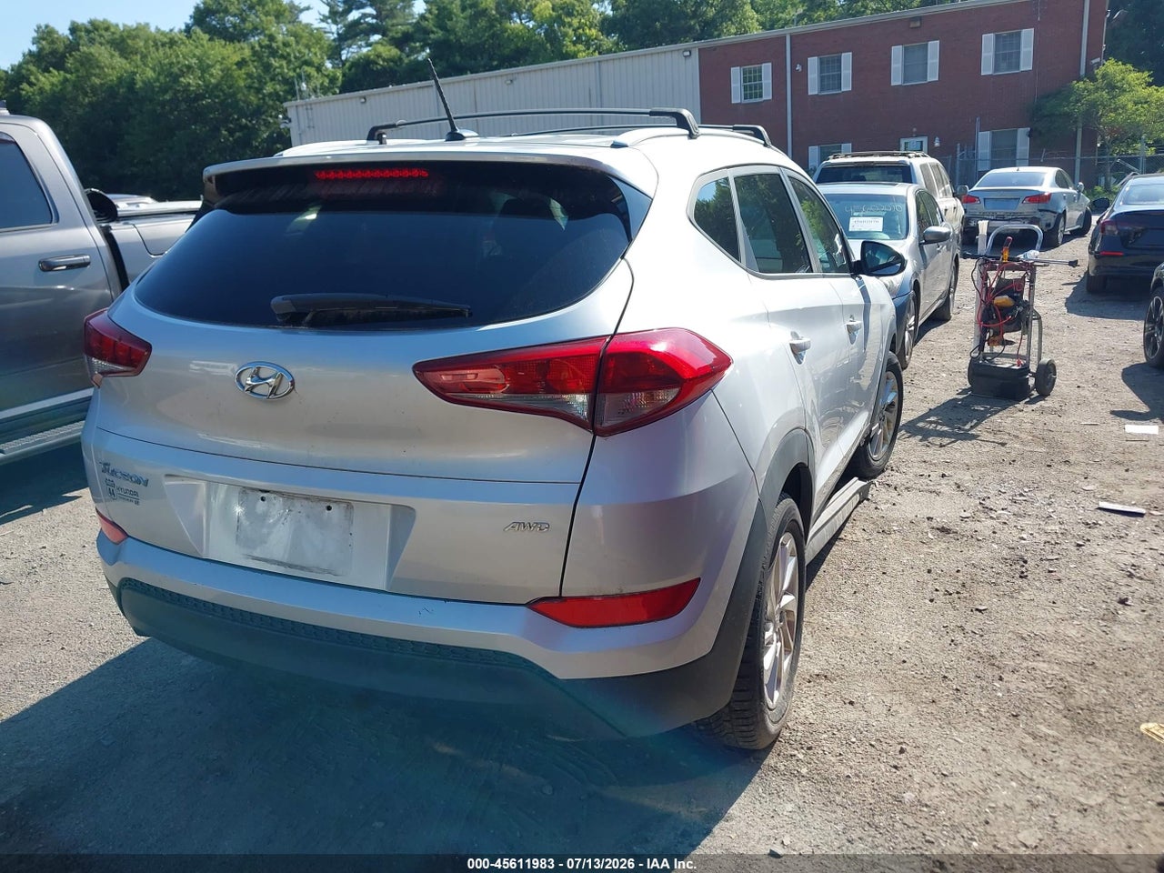 2017 HYUNDAI TUCSON SE · 4/11