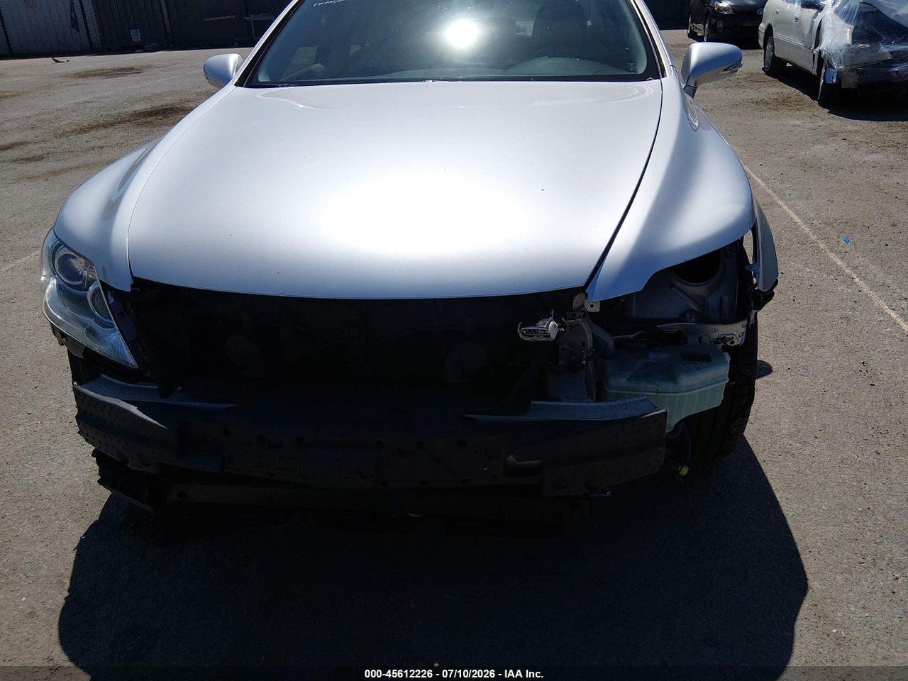 2010 LEXUS LS 460   · 6/11