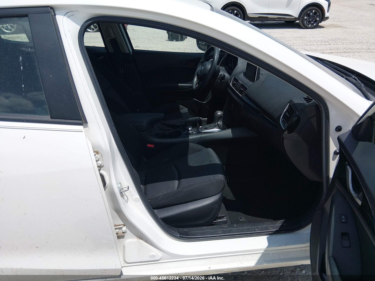 2016 MAZDA MAZDA3 I SPORT · 5/11
