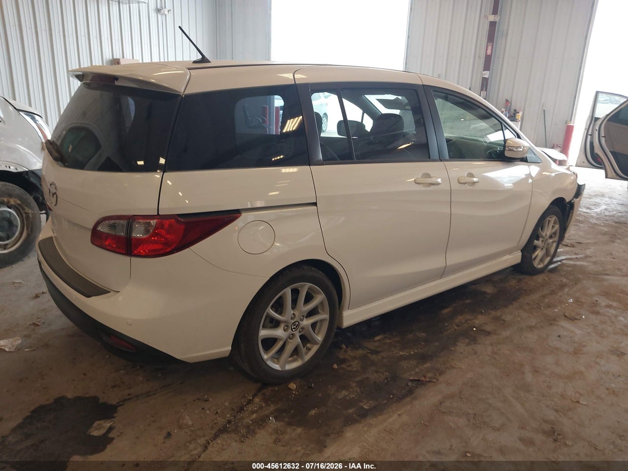 2015 MAZDA MAZDA5 TOURING · 4/11