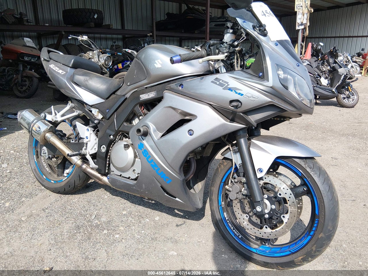 JS1VP53A692****** · 2009 SUZUKI SV650