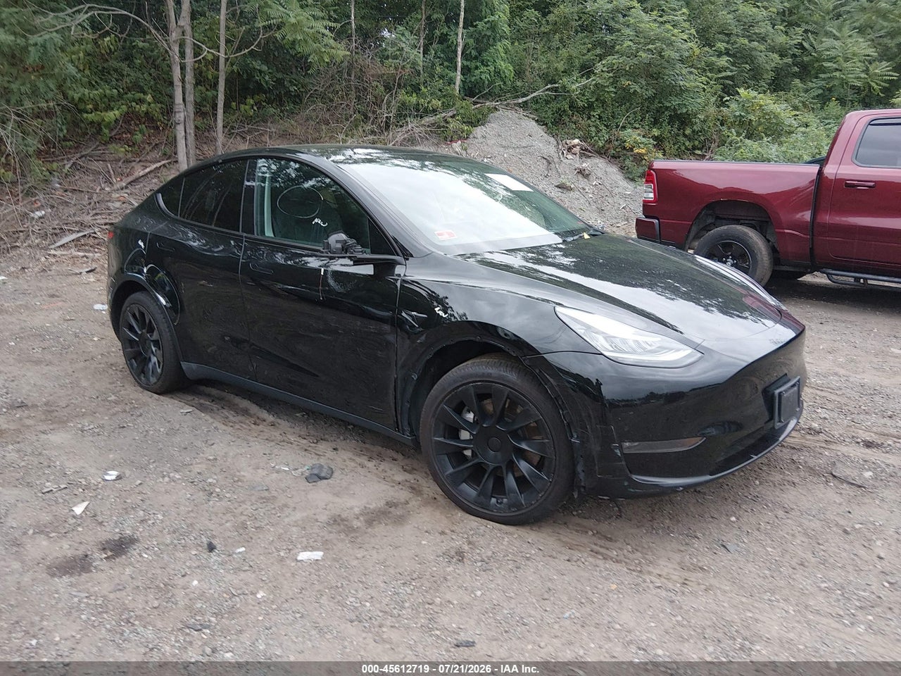 7SAYGDEE4PA****** · 2023 TESLA MODEL Y AWD/LONG RANGE DUAL MOTOR ALL-WHEEL DRIVE
