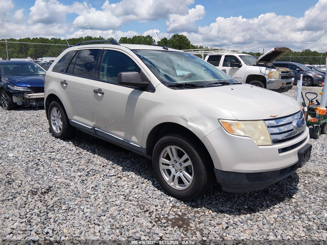 2FMDK36C47B****** · 2007 FORD EDGE SE