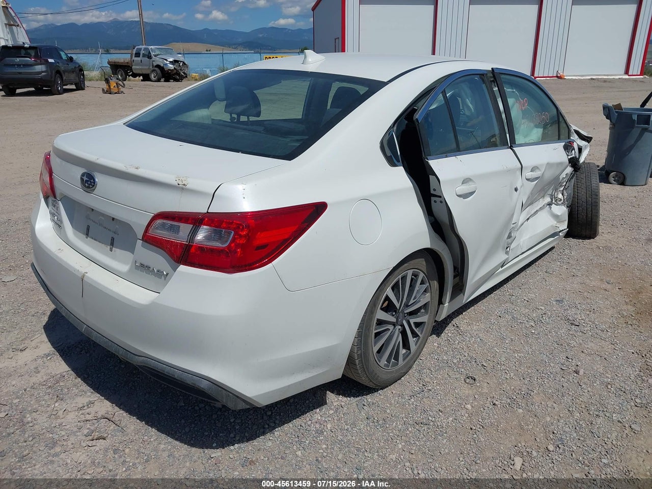 2019 SUBARU LEGACY 2.5I PREMIUM · 4/11