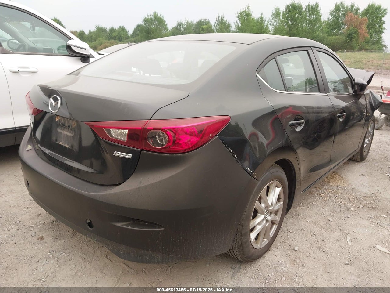 2016 MAZDA MAZDA3 I SPORT · 4/11