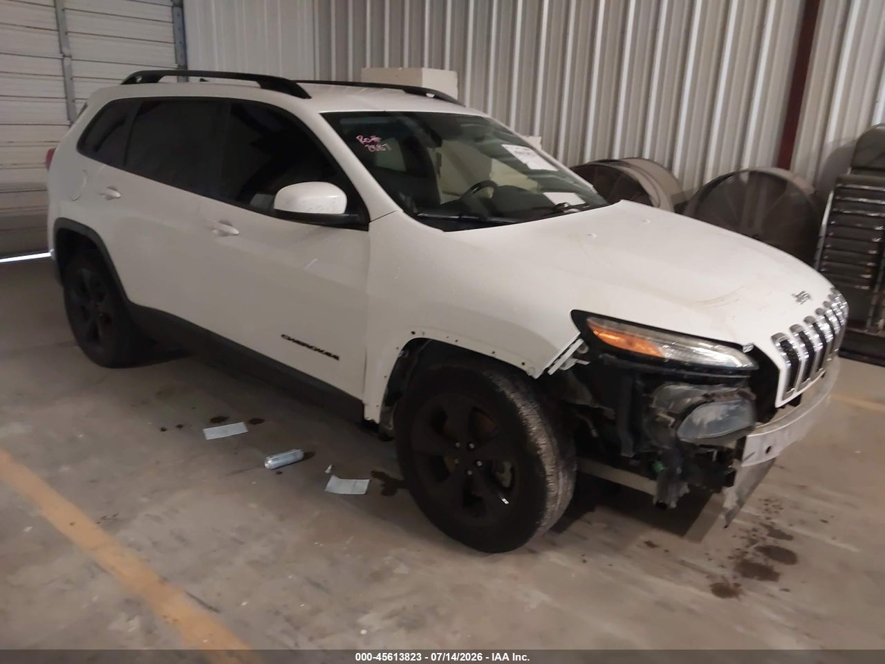 1C4PJLCB3JD****** · 2018 JEEP CHEROKEE LATITUDE FWD