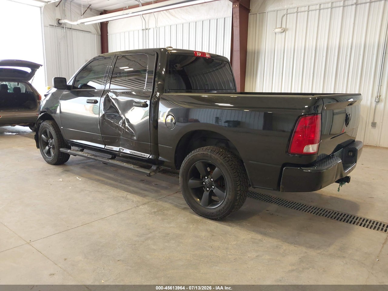 2018 RAM 1500 EXPRESS  4X4 5'7 BOX · 3/11