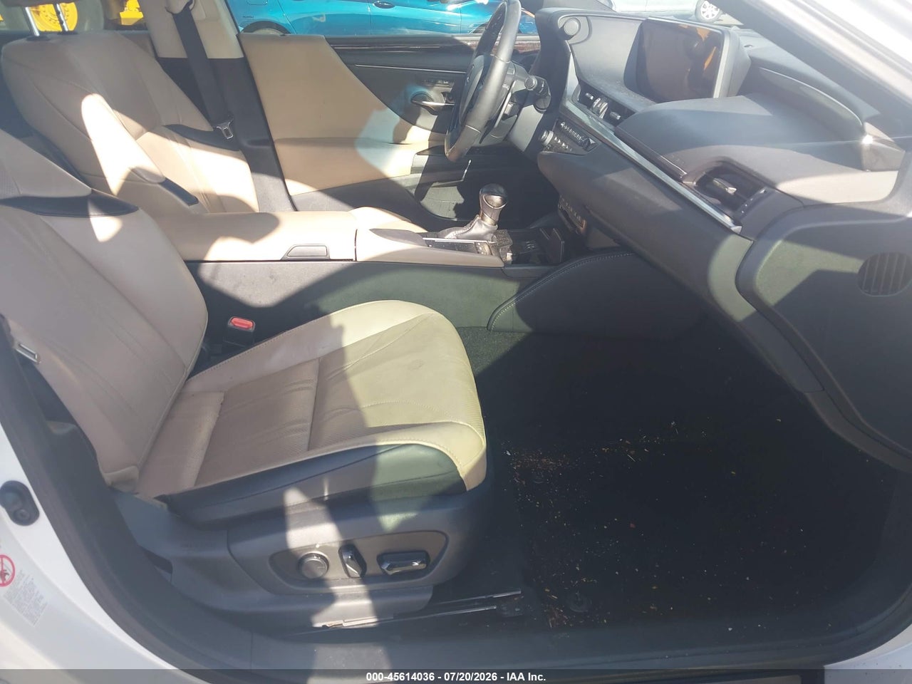 2019 LEXUS ES 350 LUXURY · 5/11