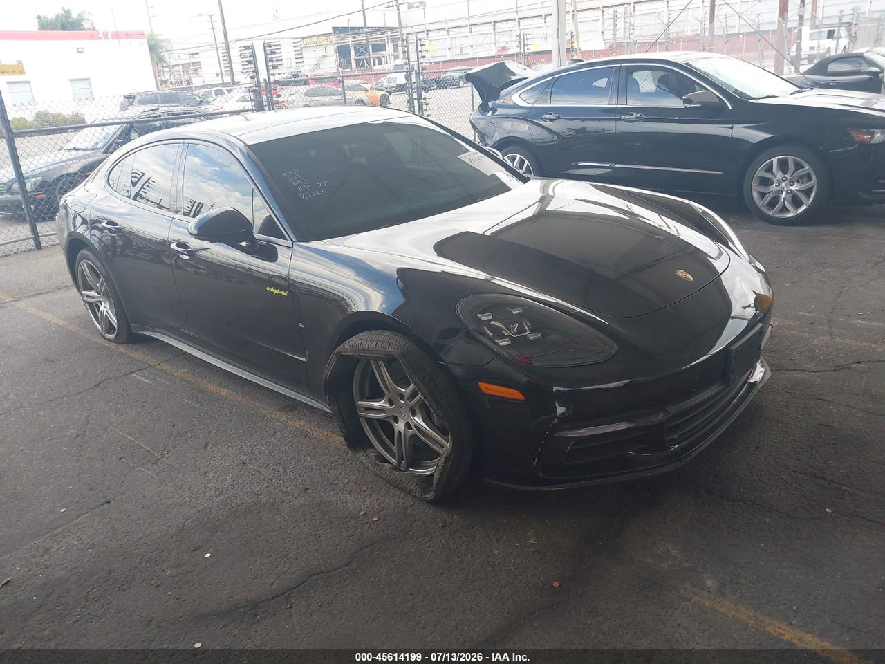WP0AE2A77JL****** · 2018 PORSCHE PANAMERA E-HYBRID 4