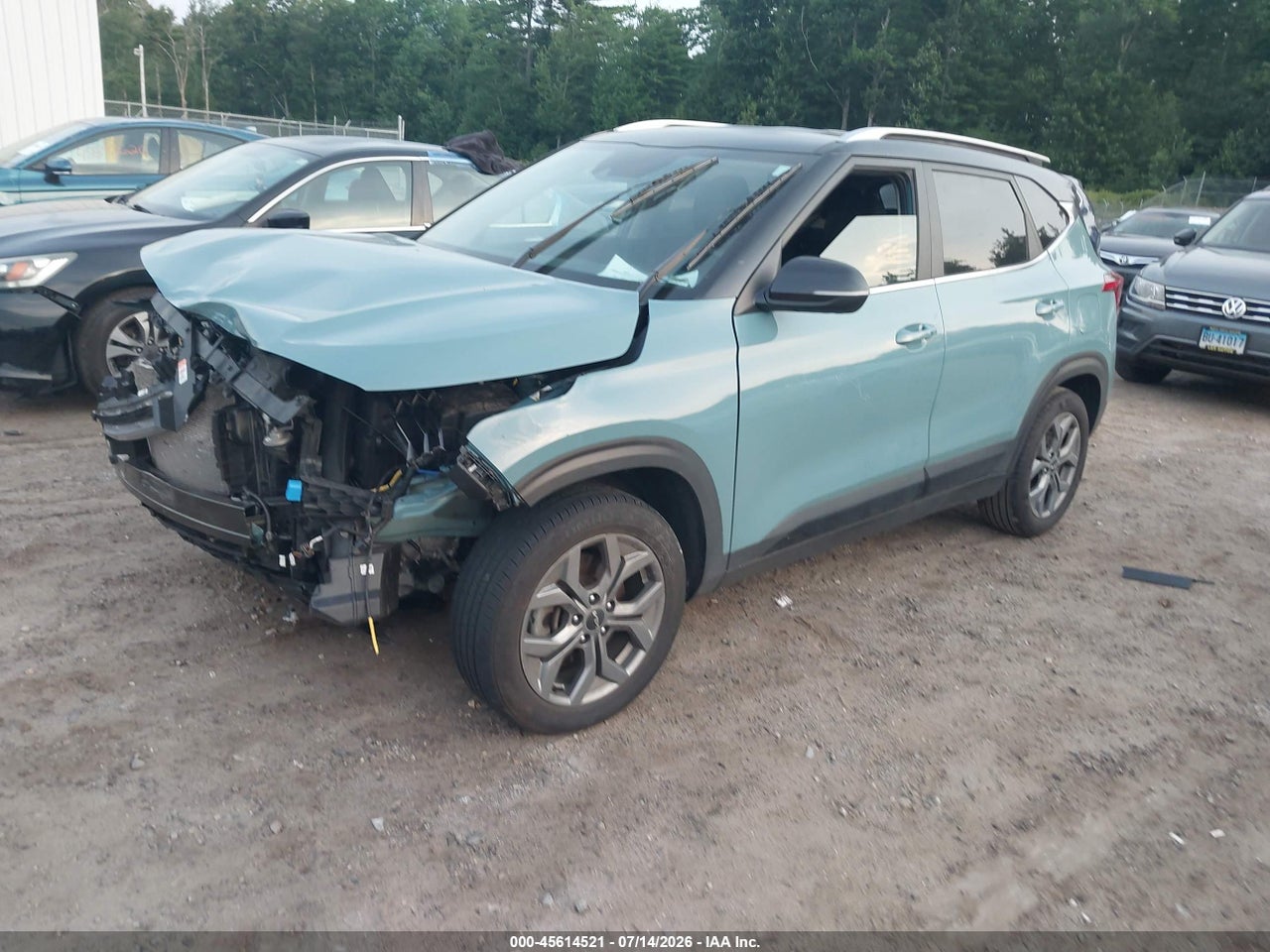 2024 KIA SELTOS S · 2/11