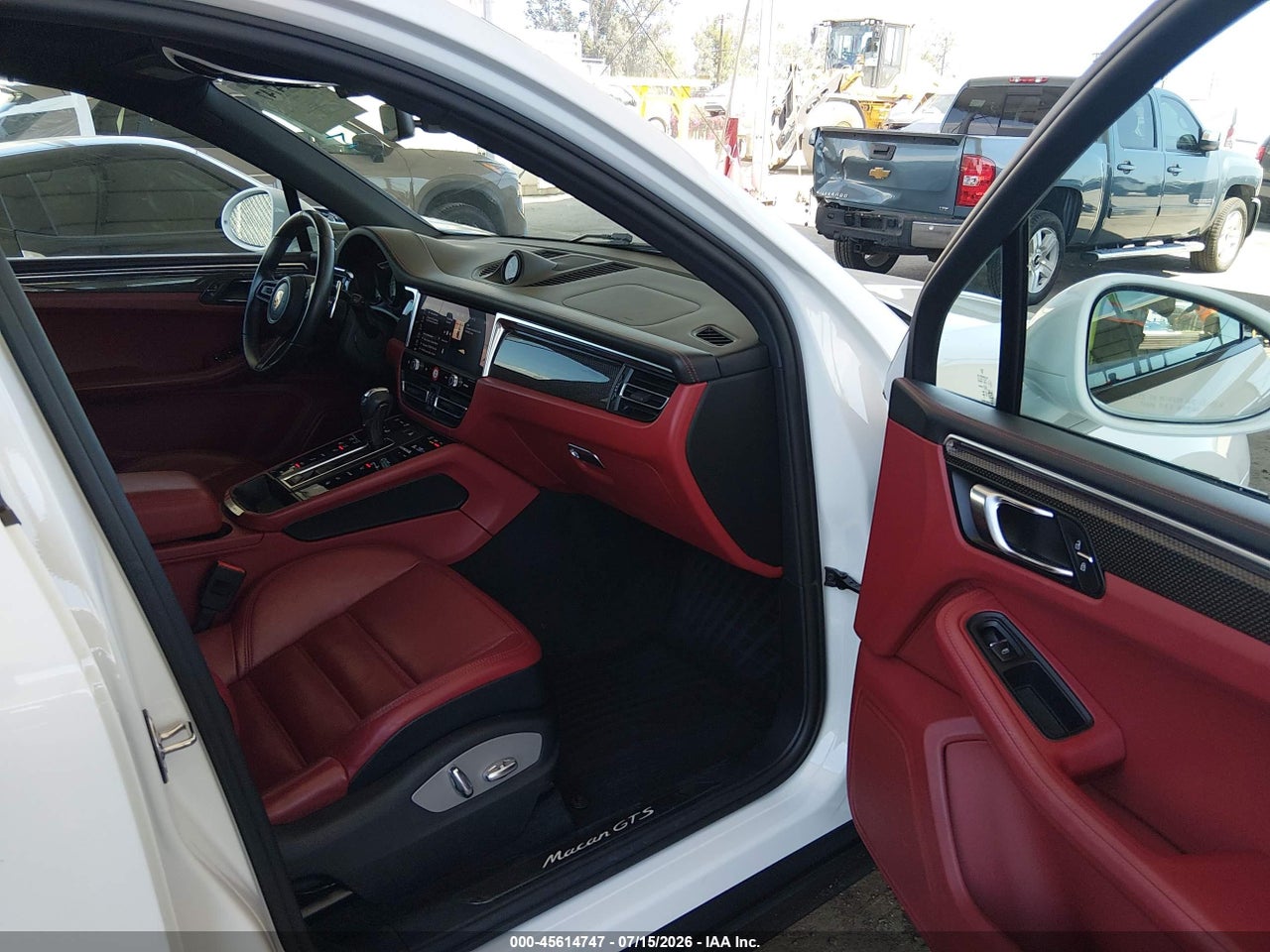 2024 PORSCHE MACAN GTS · 5/11