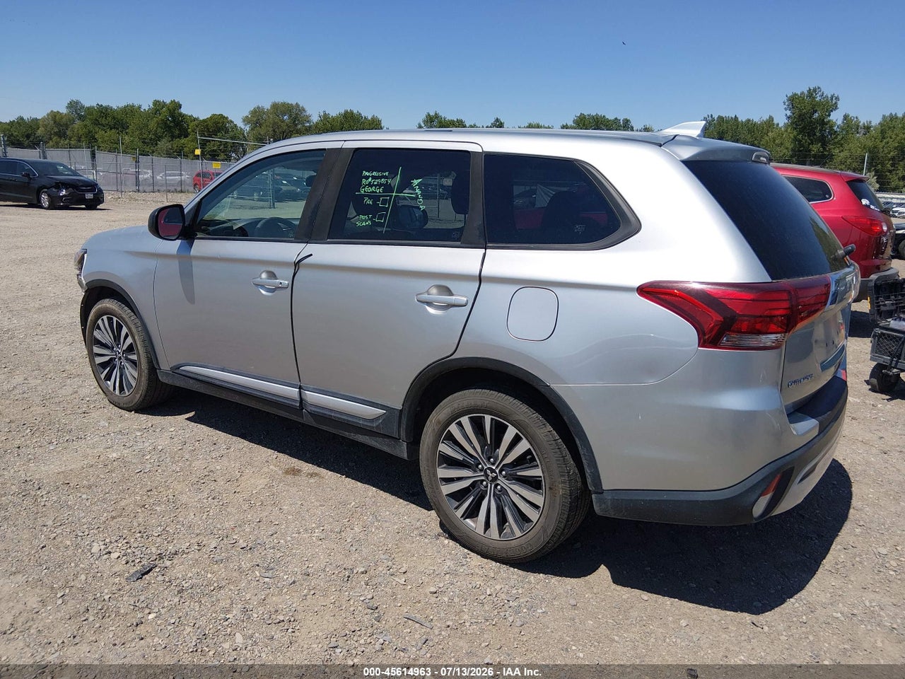 2020 MITSUBISHI OUTLANDER ES 2.4 · 3/11
