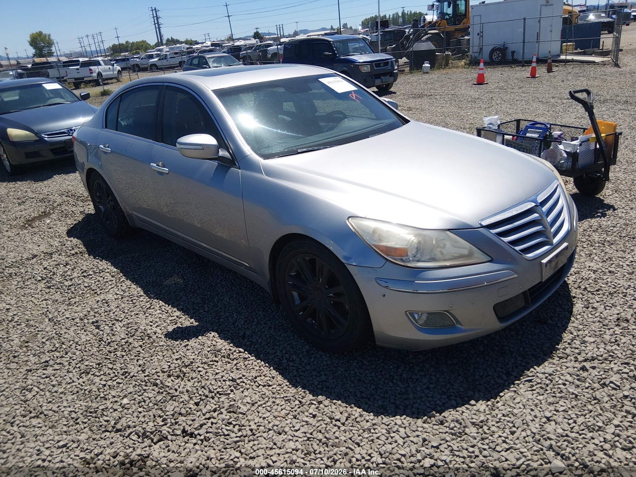 KMHGC4DF5AU****** · 2010 HYUNDAI GENESIS 4.6