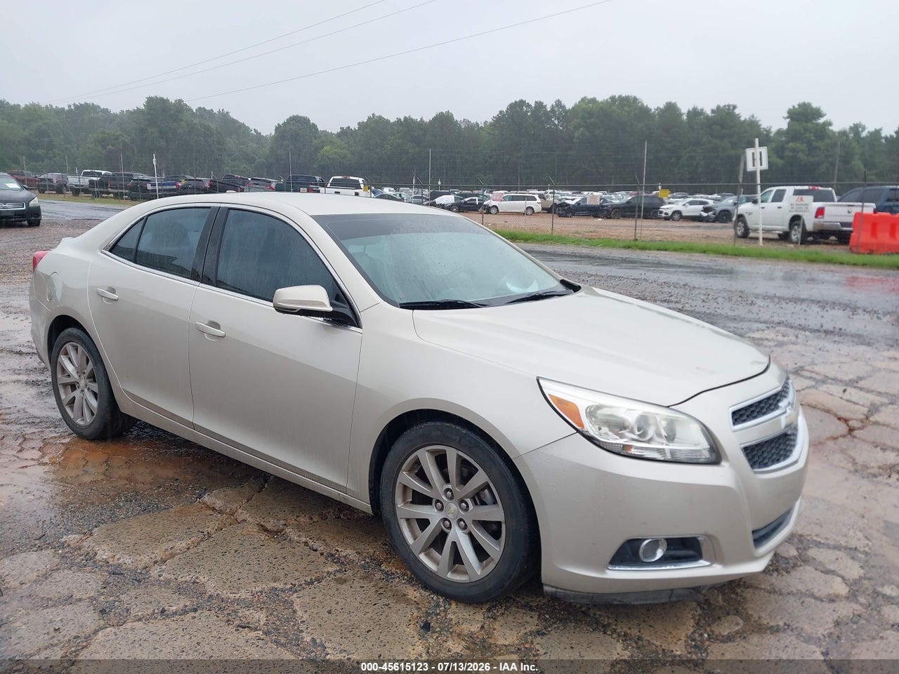 1G11E5SA1DF****** · 2013 CHEVROLET MALIBU 2LT