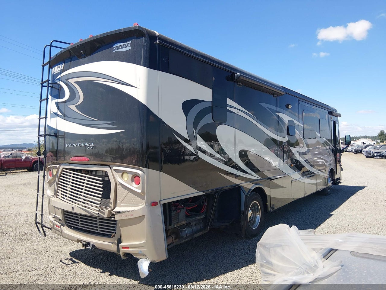 2015 FREIGHTLINER CHASSIS XC · 2/11