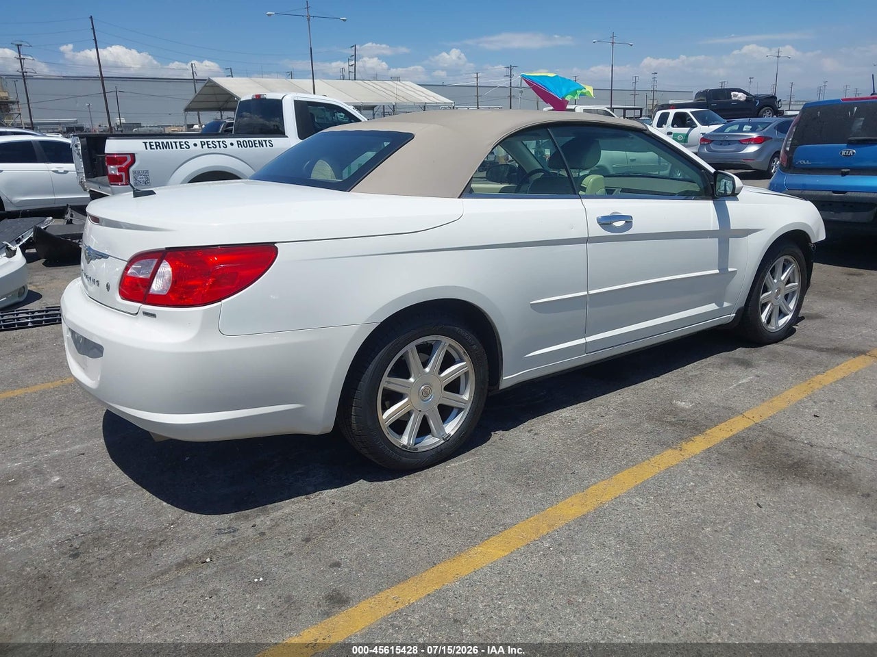 2008 CHRYSLER SEBRING LIMITED · 4/11