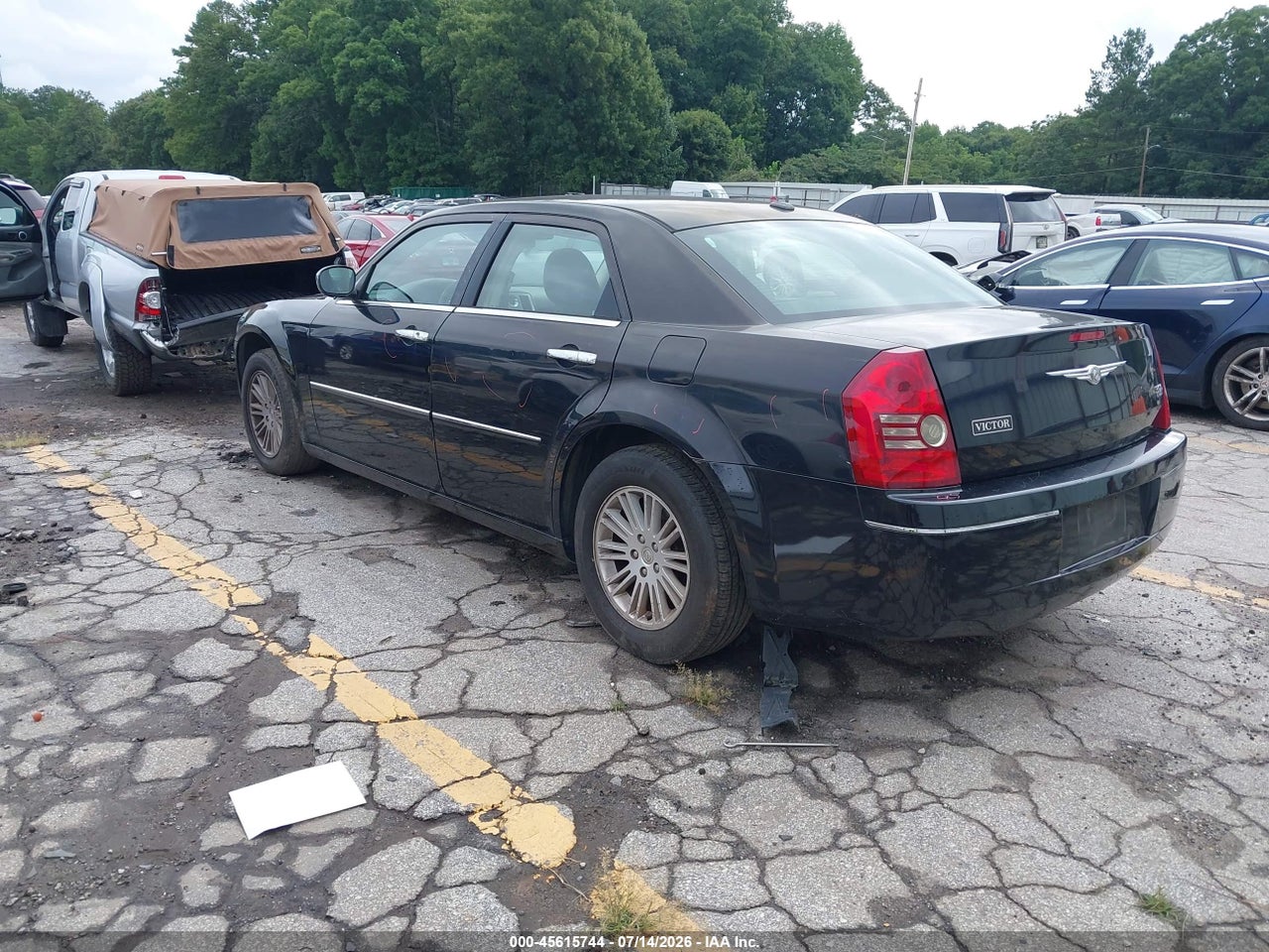 2010 CHRYSLER 300 TOURING/SIGNATURE SERIES/EXECUTIVE SERIES · 3/11