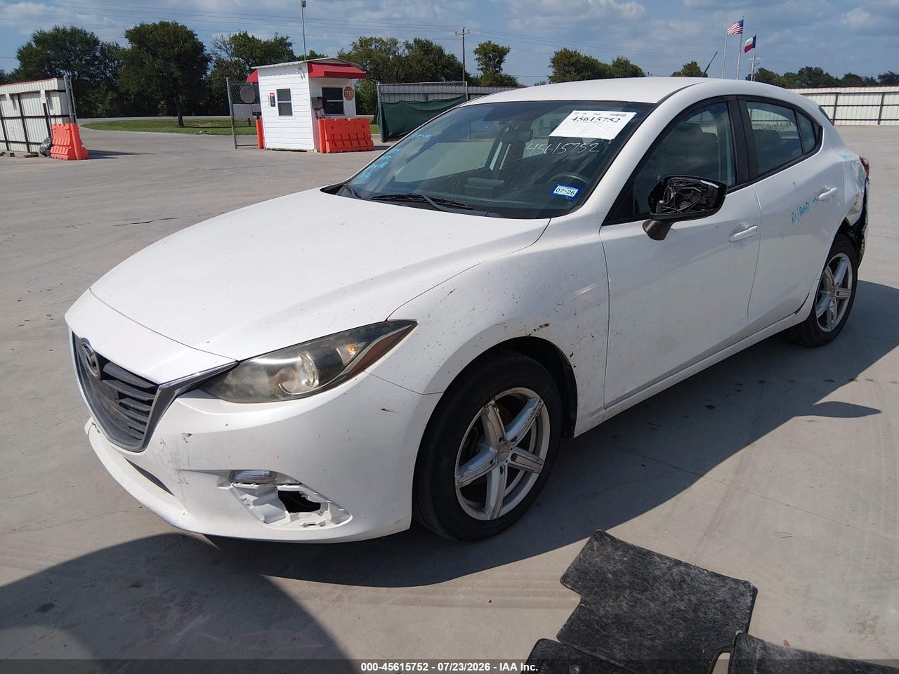 2014 MAZDA MAZDA3 I SPORT · 2/11
