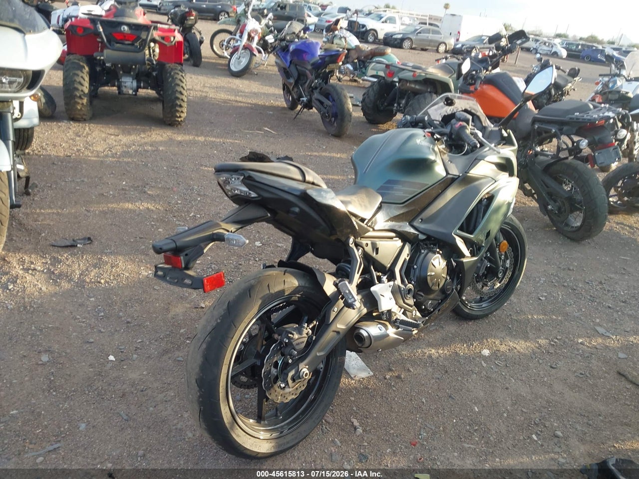 2025 KAWASAKI EX650 P · 4/11