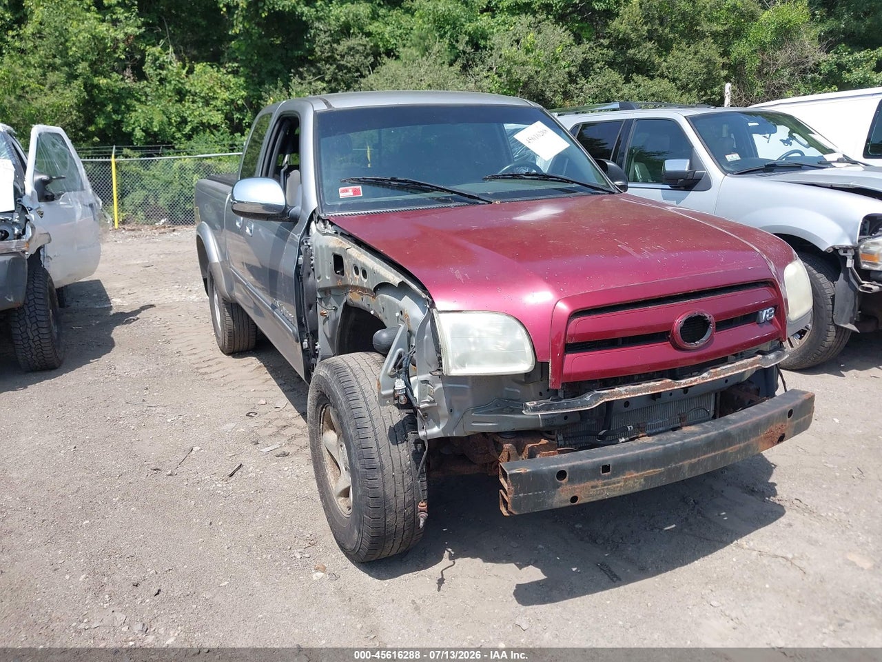 5TBBT44184S****** · 2004 TOYOTA TUNDRA SR5 V8