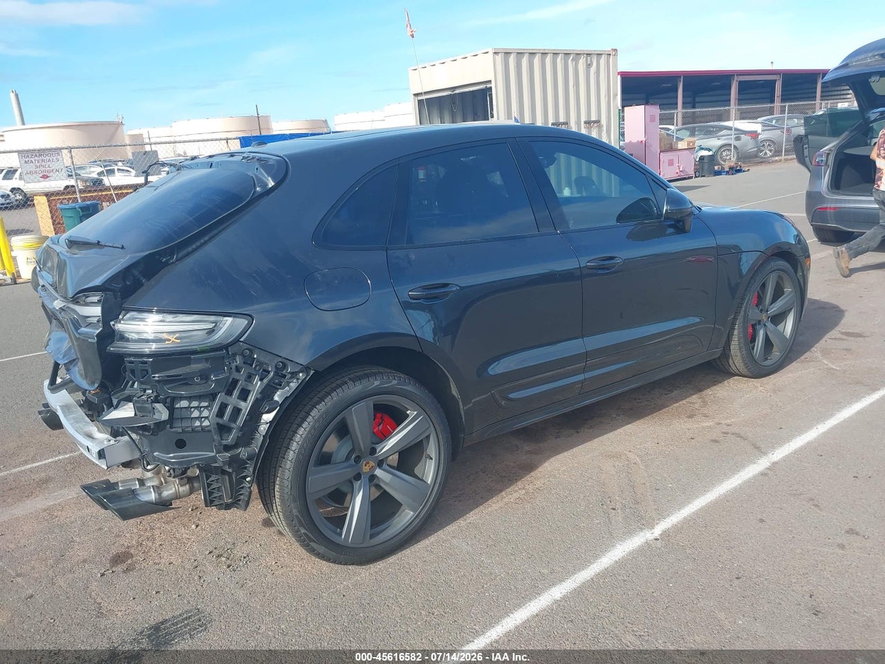 2026 PORSCHE MACAN GTS · 4/11