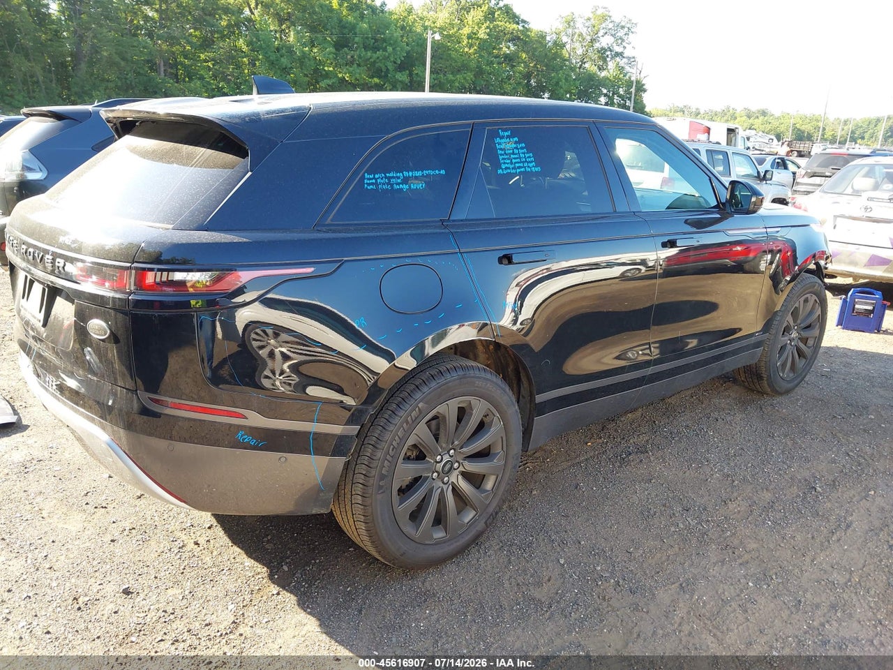 2018 LAND ROVER RANGE ROVER VELAR P250 SE R-DYNAMIC · 4/11