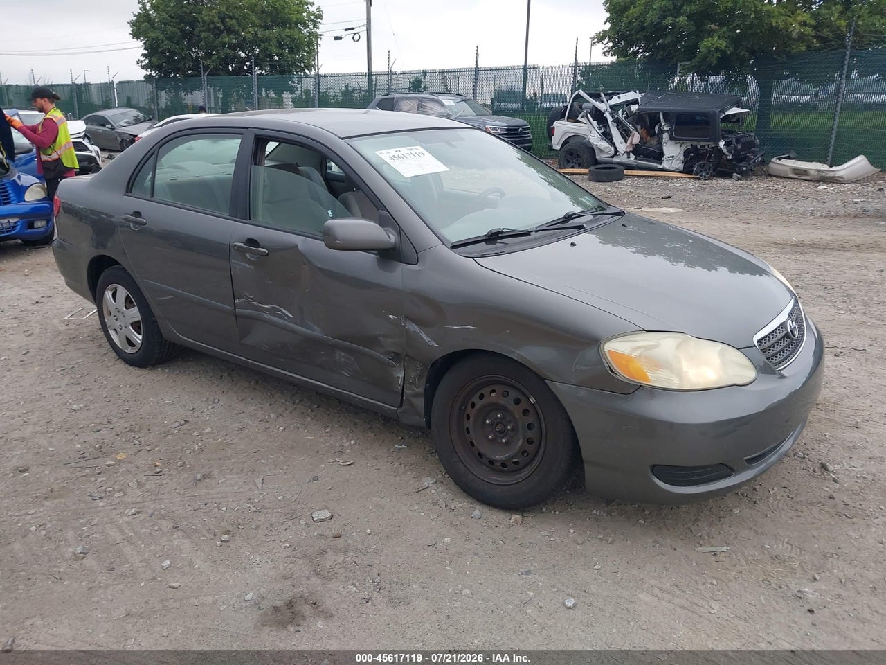 2T1BR32E77C****** · 2007 TOYOTA COROLLA LE