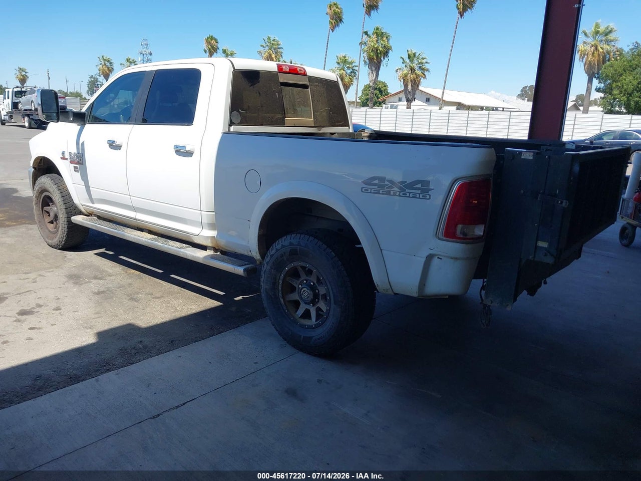2017 RAM 2500 LARAMIE  4X4 6'4 BOX · 3/11